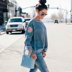 Rare Wildfox Blue Indigo Rose Embroidered Sommers Pullover Sweater